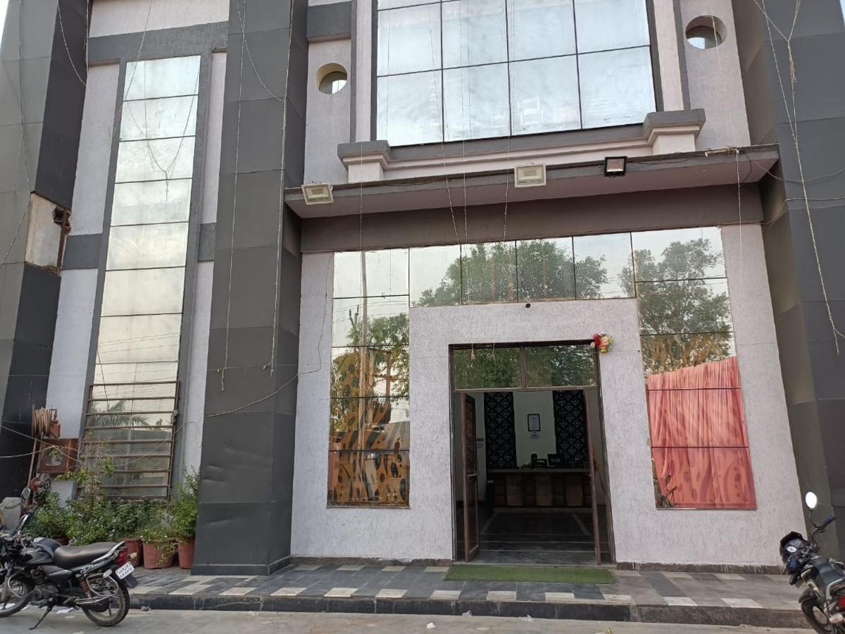 Hotel Prakash Regency Hapur Exterior photo